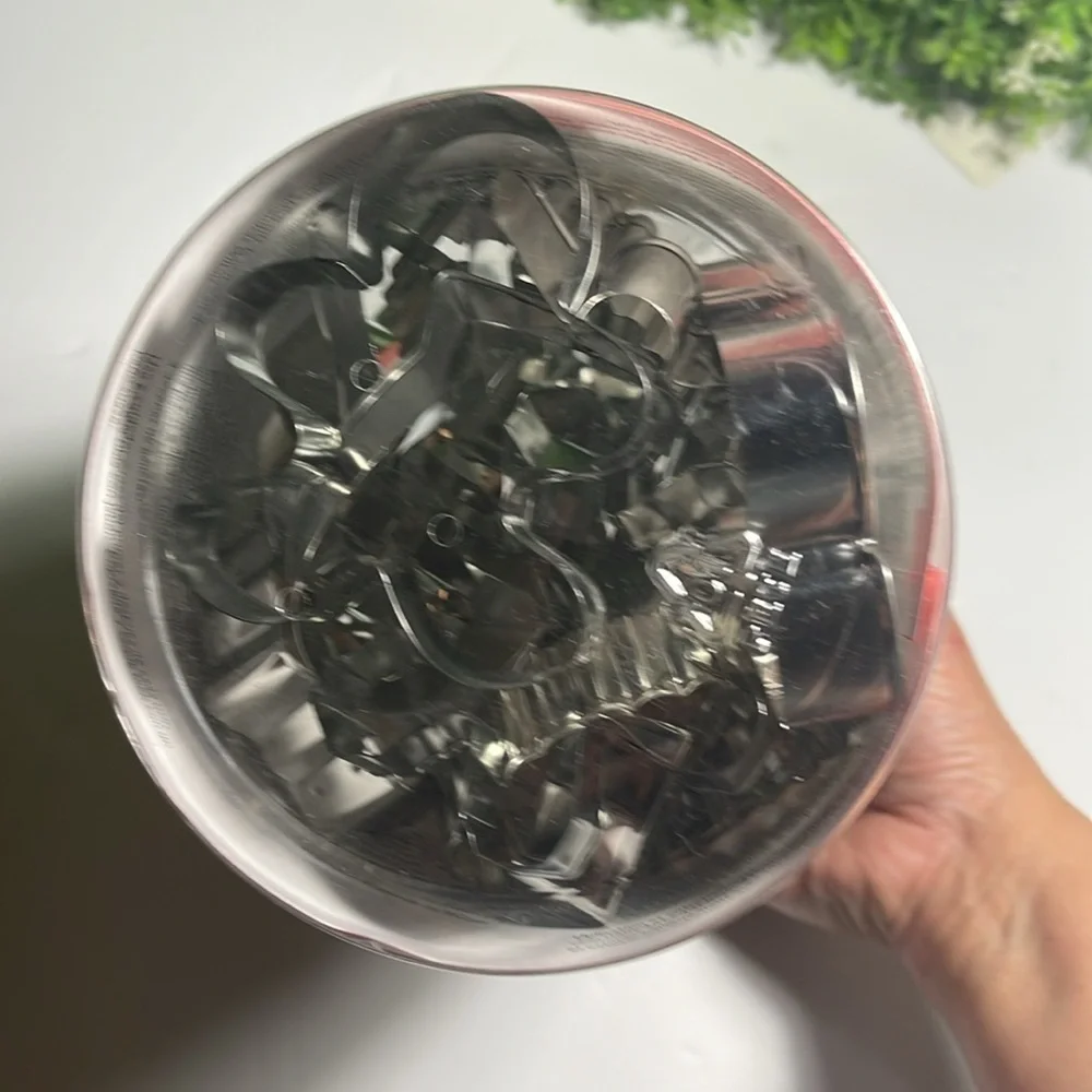 30 Wilton Christmas cookie cutter set